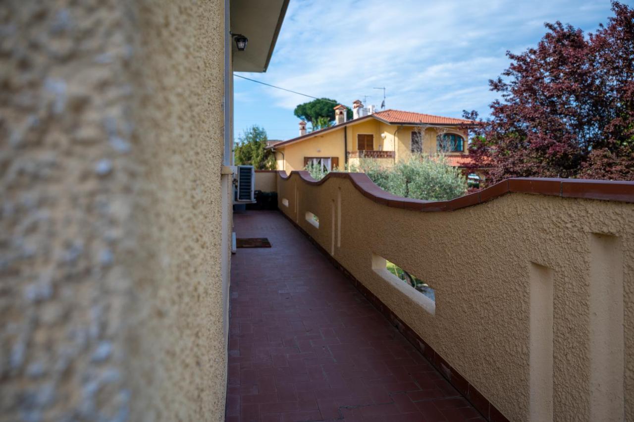 La Casetta Di Silvio Capezzano Pianore Exterior foto